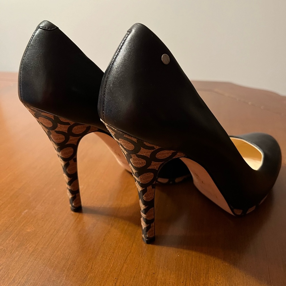 Coach Black Leather Platform Pumps with Tan Accent - Picture 6 of 6